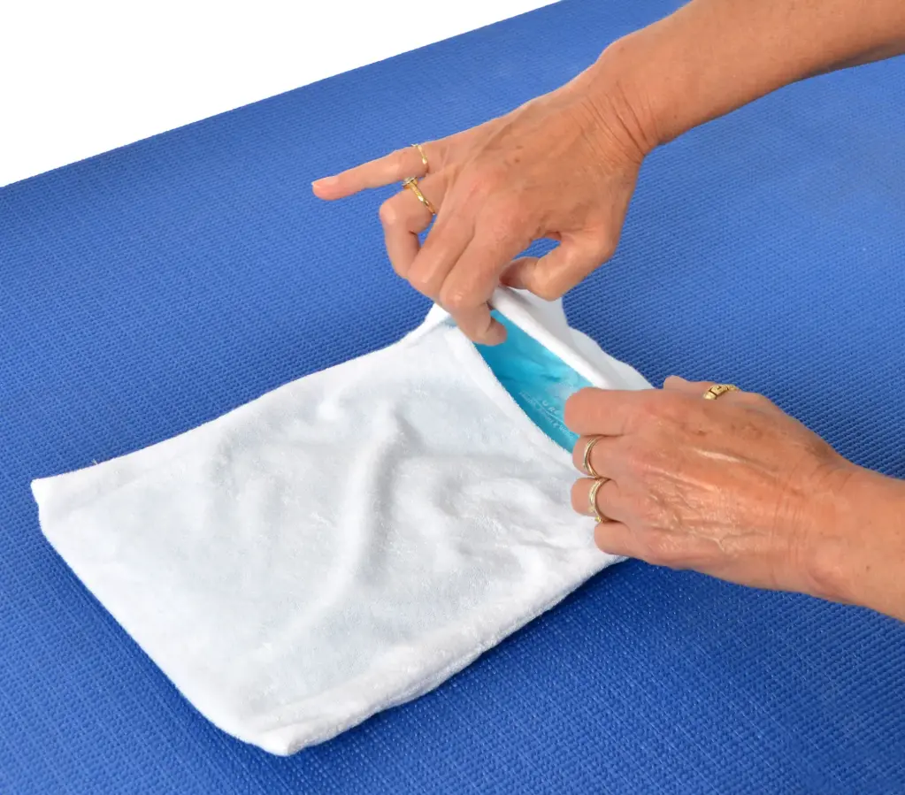 MVS Hot / Cold Pack Polyester Schutzhülle (Maße: 15 x 25 cm)