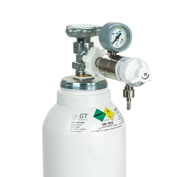 SERVO Pressure reducer with adjustable flow