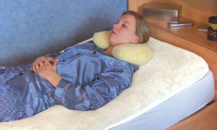 [14138-02] ORGATERM Polyfell Betteinlage eingefasst zu allen Jahreszeiten 70 x 75 cm