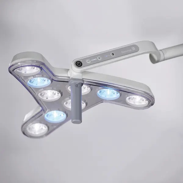 DERUNGS Treatment Light TRIANGO Focus 100-3 C, Ceiling Light